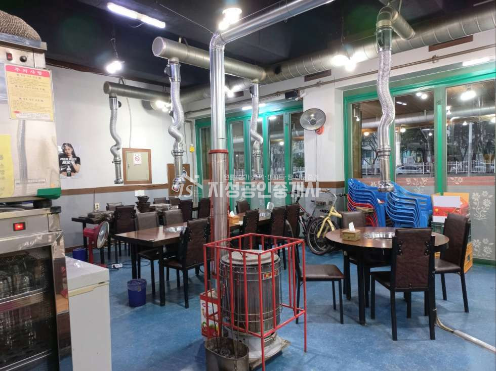 대구 달서구 장기동 대로변상가/ 1층단독사용/ 초등학교맞은편/ 풍부한유동인구/ 노출좋은상가/ 권리금협의/ 양도양수가능 월세 매물번호 10181 사진 3