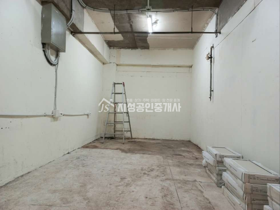대구 달서구 도원동 시장안상가/ 대단지아파트밀집지역의항아리상권/ 풍부한유동인구/ 권리금없음/ 업종제한없음 월세 매물번호 10184 사진 1