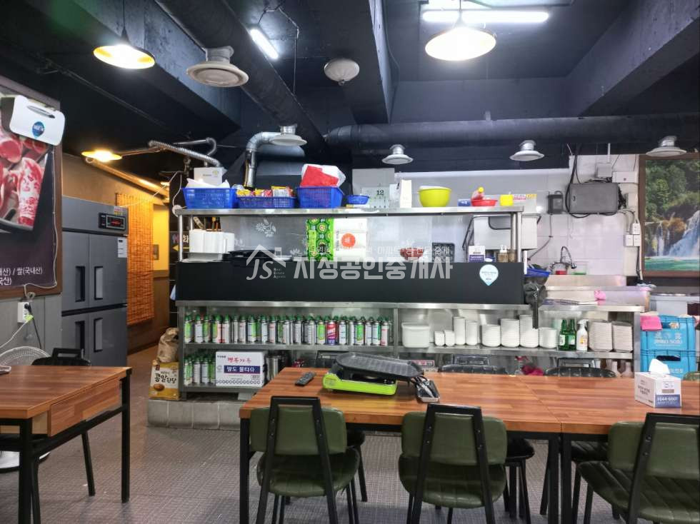 대구 달서구 장기동 3면코너상가/ 풍부한유동인구/ 장기동먹자골목라인/ 시인성아주좋음/ 권리금협의 월세 매물번호 10188 사진 3