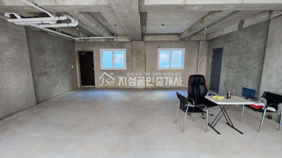 대구 남구 대명동 1동 권리금없음/ 풍부한유동인구/ 1층단독사용/ 노출좋은상가/ 내부화장실있음/ 분할가능 월세 매물번호 10227 사진 1