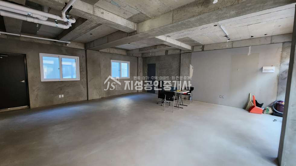 대구 남구 대명동 1동 권리금없음/ 풍부한유동인구/ 1층단독사용/ 노출좋은상가/ 내부화장실있음/ 분할가능 월세 매물번호 10227 사진 3