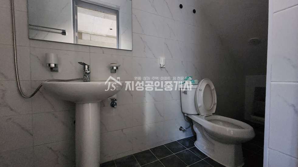 대구 남구 대명동 1동 권리금없음/ 풍부한유동인구/ 1층단독사용/ 노출좋은상가/ 내부화장실있음/ 분할가능 월세 매물번호 10227 사진 4