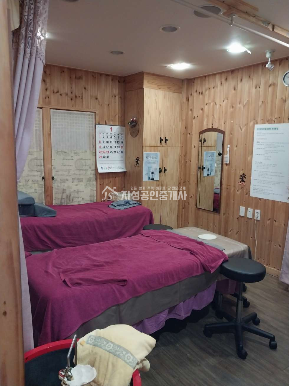 대구 달서구 송현동 월촌역인근/ 1층단독사용/ 주차편리/ 권리금아주조금(협의가능)/ 풍부한유동인구/ 내부화장실 월세 매물번호 10241 사진 1