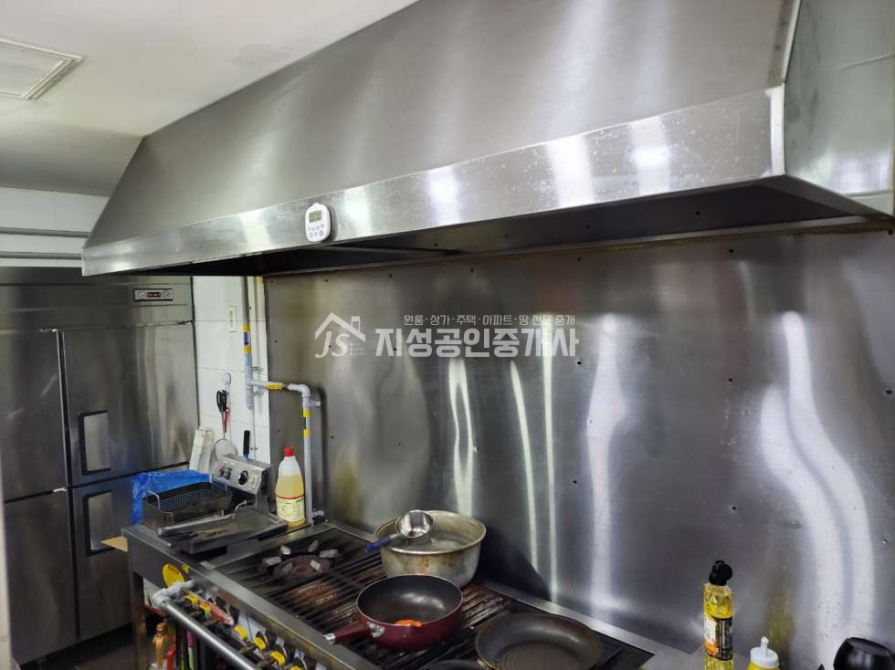 대구 달성군 화원읍 명곡리 풍부한유동인구/ 대로변상가/ 아파트밀집지역/ 노출좋은상가/ 권리금협의/ 시설,상태아주좋음 월세 매물번호 10297 사진 6