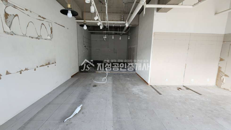 대구 달성군 옥포읍 주건축물제1동 권리금없음/ 옥포중심상권지/ 풍부한유동인구/ 노출좋은상가/ 깔끔/ 업종제한없음 월세 매물번호 10403 사진 3