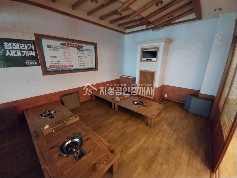 대구 달서구 이곡동 1층단독사용/ 넓은평수/ 내부화장실(남여구분)/ 노출아주좋은위치/ 풍부한유동인구/ 양도양수가능/ 도시가스있음 월세 매물번호 10439 사진 1