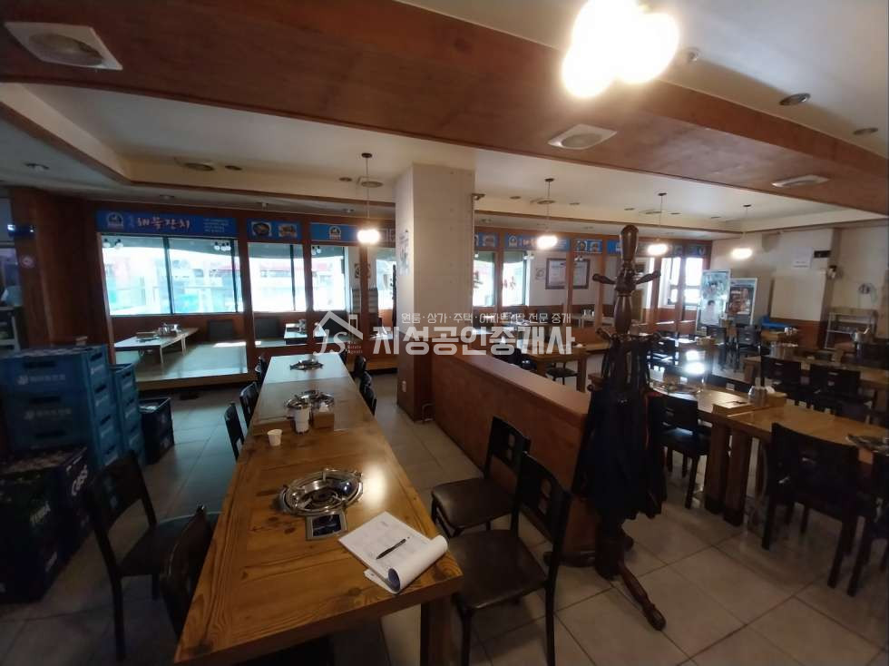 대구 달서구 이곡동 1층단독사용/ 넓은평수/ 내부화장실(남여구분)/ 노출아주좋은위치/ 풍부한유동인구/ 양도양수가능/ 도시가스있음 월세 매물번호 10439 사진 4