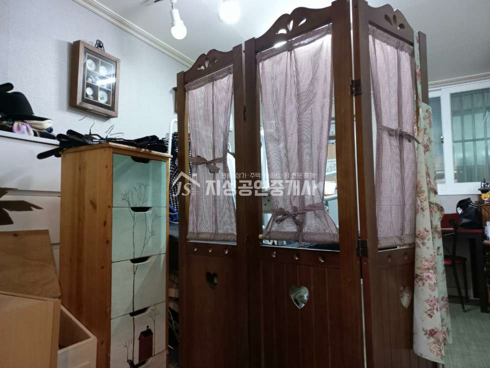 대구 달서구 상인동 상인동메인골목상권/ 풍부한유동인구/ 시설상태A급/ 내부화장실/ 권리금협의/ 양도양수가능 월세 매물번호 10526 사진 6