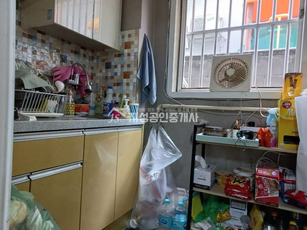 대구 달서구 상인동 상인동메인골목상권/ 풍부한유동인구/ 시설상태A급/ 내부화장실/ 권리금협의/ 양도양수가능 월세 매물번호 10526 사진 8