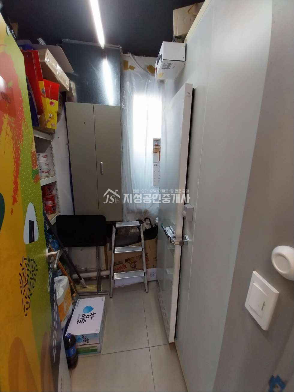 대구 달서구 월성동 상가동 아파트입구상가/ 코너상가/ 풍부한유동인구/ 도로변상가/ 노출아주좋은위치/ 양도양수도가능/ 권리금협의가능 월세 매물번호 10539 사진 3