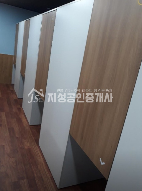 대구 달서구 감삼동 3층단독사용/ 횡단보도바로앞상가/ 도로변상가/ 코너상가/ 노출아주좋은위치/ 아파트밀집지역에위치 월세 매물번호 10550 사진 6
