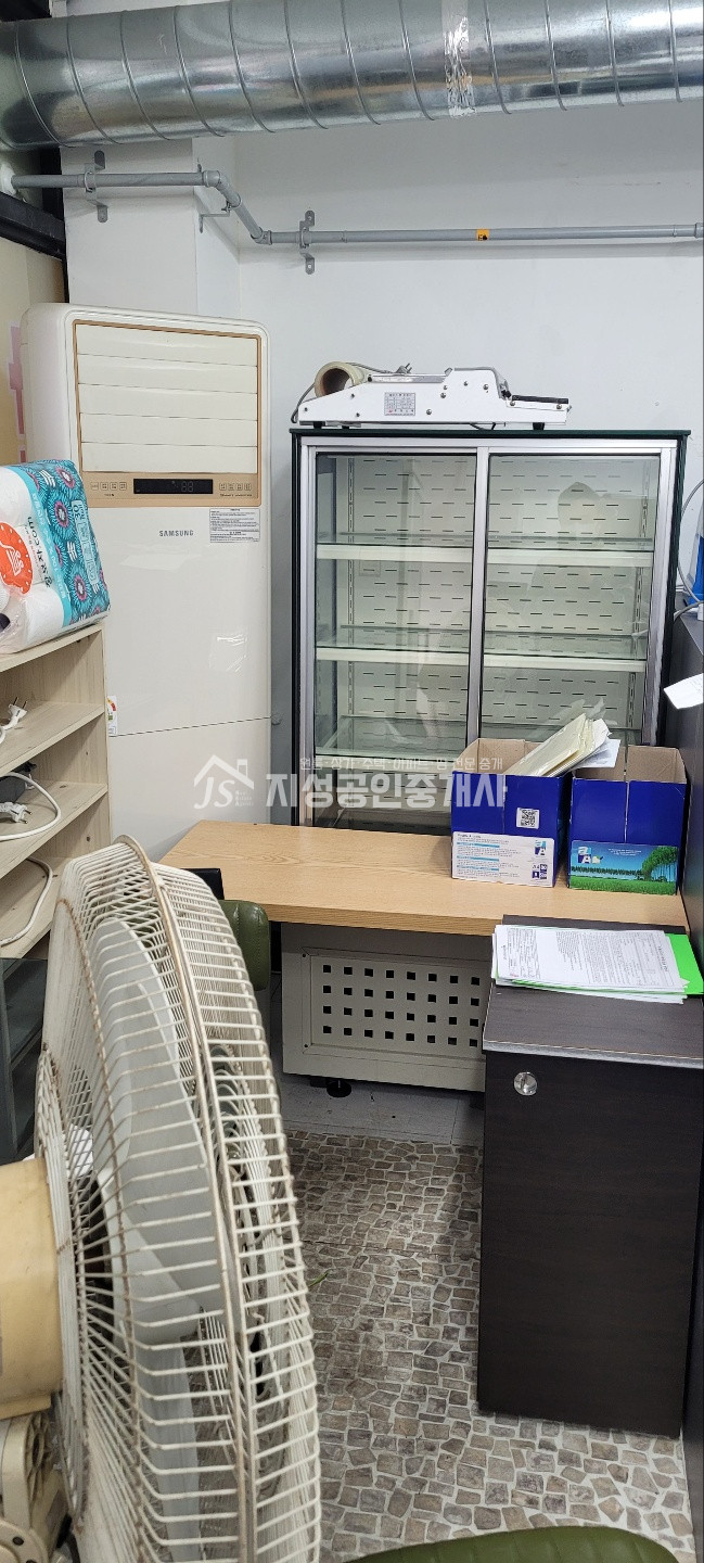 대구 달서구 상인동 상가나동 아파트단지상가/ 권리금아주조금/ 업종제한없음/ 풍부한유동인구/ 배달업종가능 월세 매물번호 10007 사진 4