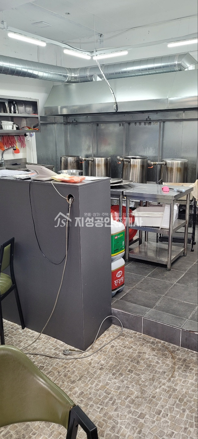 대구 달서구 상인동 상가나동 아파트단지상가/ 권리금아주조금/ 업종제한없음/ 풍부한유동인구/ 배달업종가능 월세 매물번호 10007 사진 10