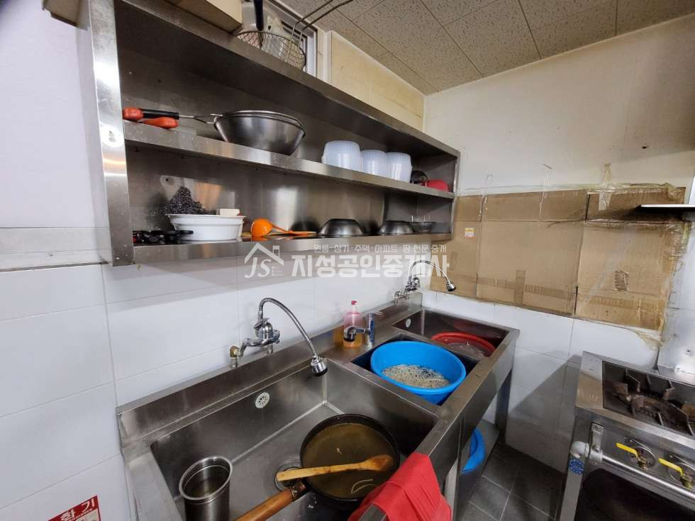 대구 달서구 상인동 월배지하철역 인근/ 음식점/ 프렌차이져 /삼겹살등 고기집/ 배달음식점/ 한식당등 다용도 가능 월세 매물번호 10581 사진 4