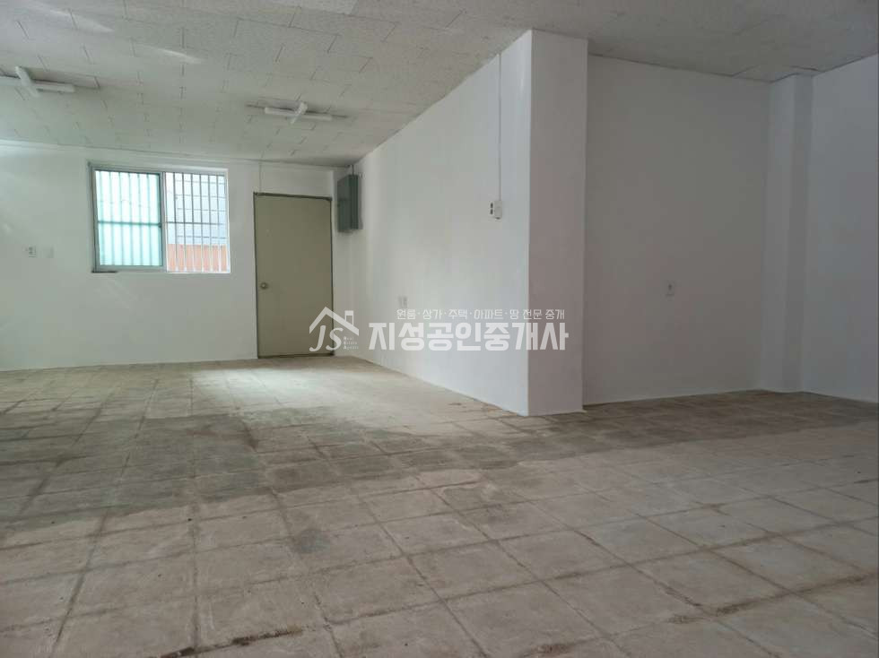 대구 달서구 감삼동 더블유병원인근상가,전면좋은공간넓은상가,주차편리,무권리상가,다용도가능 월세 매물번호 10599 사진 3