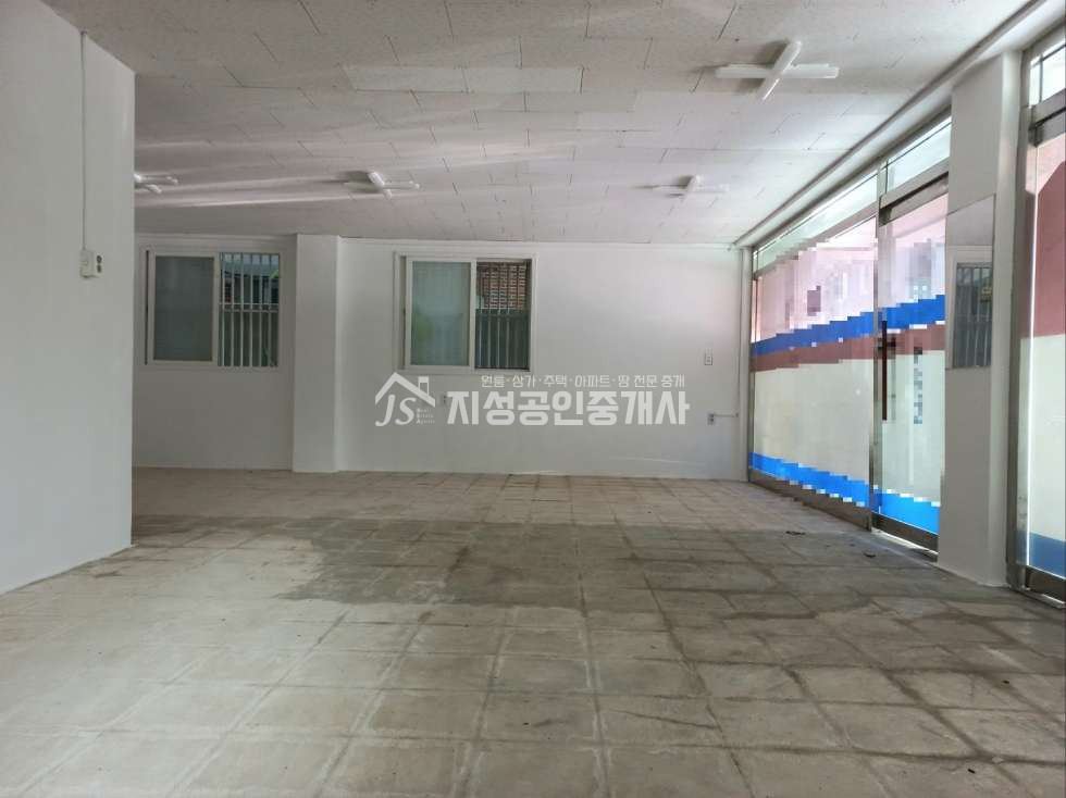 대구 달서구 감삼동 더블유병원인근상가,전면좋은공간넓은상가,주차편리,무권리상가,다용도가능 월세 매물번호 10599 사진 4