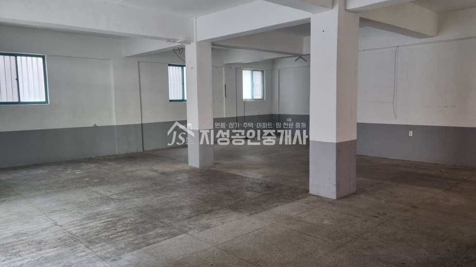 대구 달서구 용산동 무권리 1층상가임대/현재공실/독점상가/주차가능/깨끗하고 반듯한 내부/사무실,창고 ,다용도 활용가능/사진0/동향 월세 매물번호 10616 사진 2
