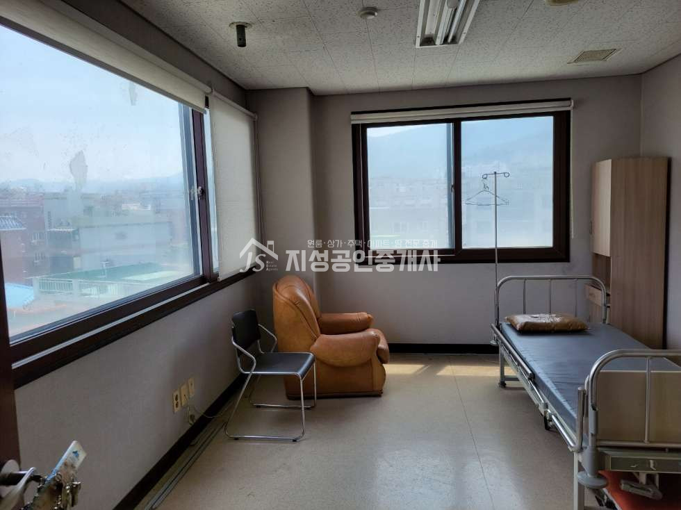 대구 남구 대명동 현충로역 상가/ 역세권 상가/ 대도로변 상가/ 권리금無/ 현재공실/ 위치최상/ 대형평수 상가/ 즉시입주가능/ 풍부한유동인구 월세 매물번호 10700 사진 1