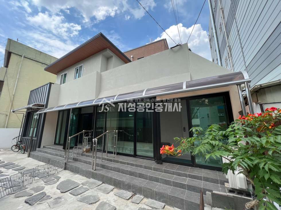 대구 달성군 화원읍 천내리 837 화원시장인근 풍부한 유동인구/ 올리모델링된주택/ 마당넓음/ 인테리어 매우 깔끔/ 주거, 상업용 용도 가능 매매 매물번호 10764 사진 3