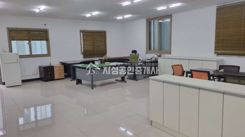 대구 달서구 이곡동 성서119인근 상가/ 권리금無/ 관리비無/ 현재공실/ 착한월세/ 채공좋은 상가/ 3층 공실상가/ 즉시입주가능/ 내부시설 깨끗 월세 매물번호 10757 사진 2