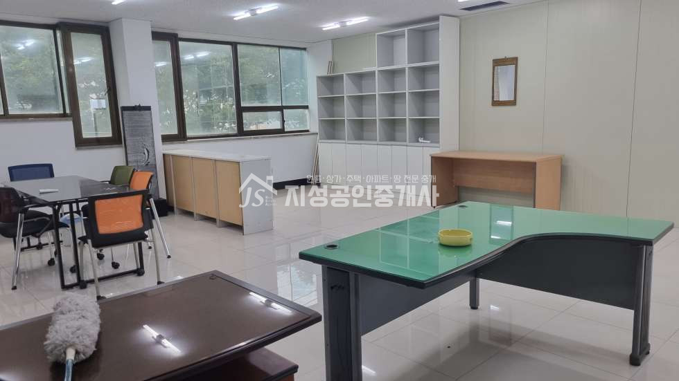 대구 달서구 이곡동 성서119인근 상가/ 권리금無/ 관리비無/ 현재공실/ 착한월세/ 채공좋은 상가/ 3층 공실상가/ 즉시입주가능/ 내부시설 깨끗 월세 매물번호 10757 사진 3
