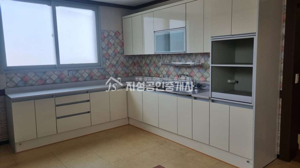 대구 달서구 성당동 코너상가/ 착한임대/ 대형평수 상가/ 성당동 공실상가/ 횡단보도 바로앞 상가/ 시인성 굿/ 권리금無/ 학원추천/ 강력추천 상가/ 4층 전체 상가 월세 매물번호 10755 사진 4