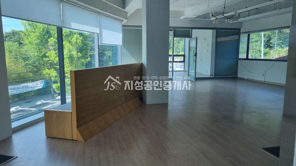 대구 달서구 도원동 월광수변공원 상가/ 월광수변공원 신축상가/ 수변공원 신축상가 임대/ 대형평수 상가/ 도원동 상가임대/ 도로변 상가/ 채광좋은 상가/ 노출좋은 상가/ 시인성 굿 월세 매물번호 10705 사진 10
