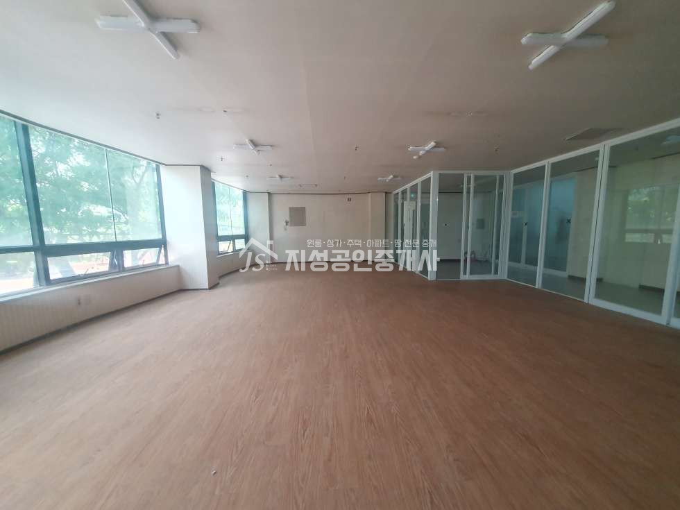 대구 달서구 장기동 장기동 깨끗한 2층 상가 / 성서 ic근처 교통편리/ 사무실 다용도 가능/ 즉시입주가능 월세 매물번호 10854 사진 3